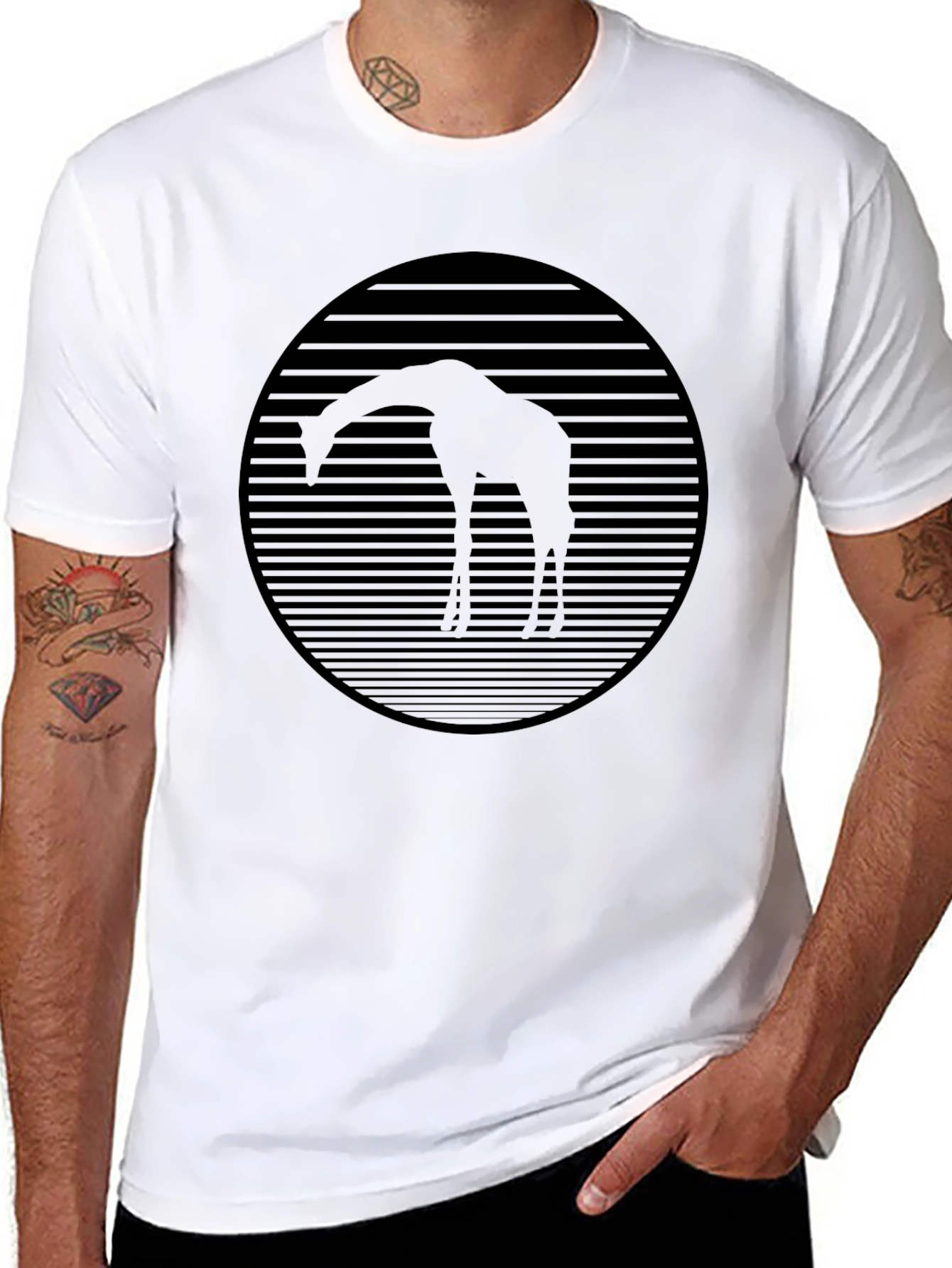 Giraffe Silhouette Graphic Tee - Black