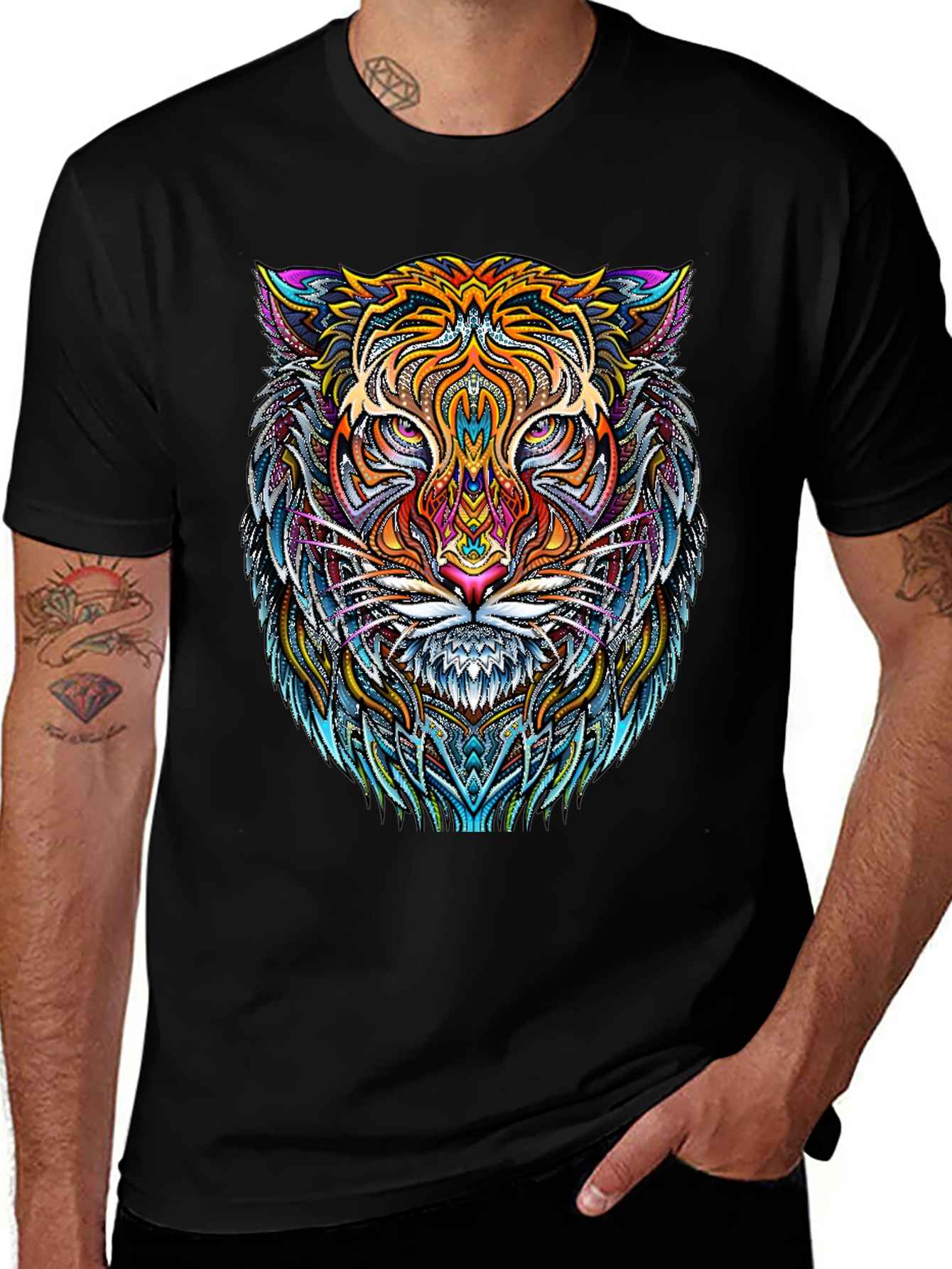 Psychedelic Tiger Graphic Tee - Bold Black T-Shirt
